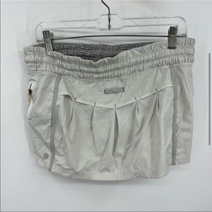 Lululemon White Athletic Skirt 6